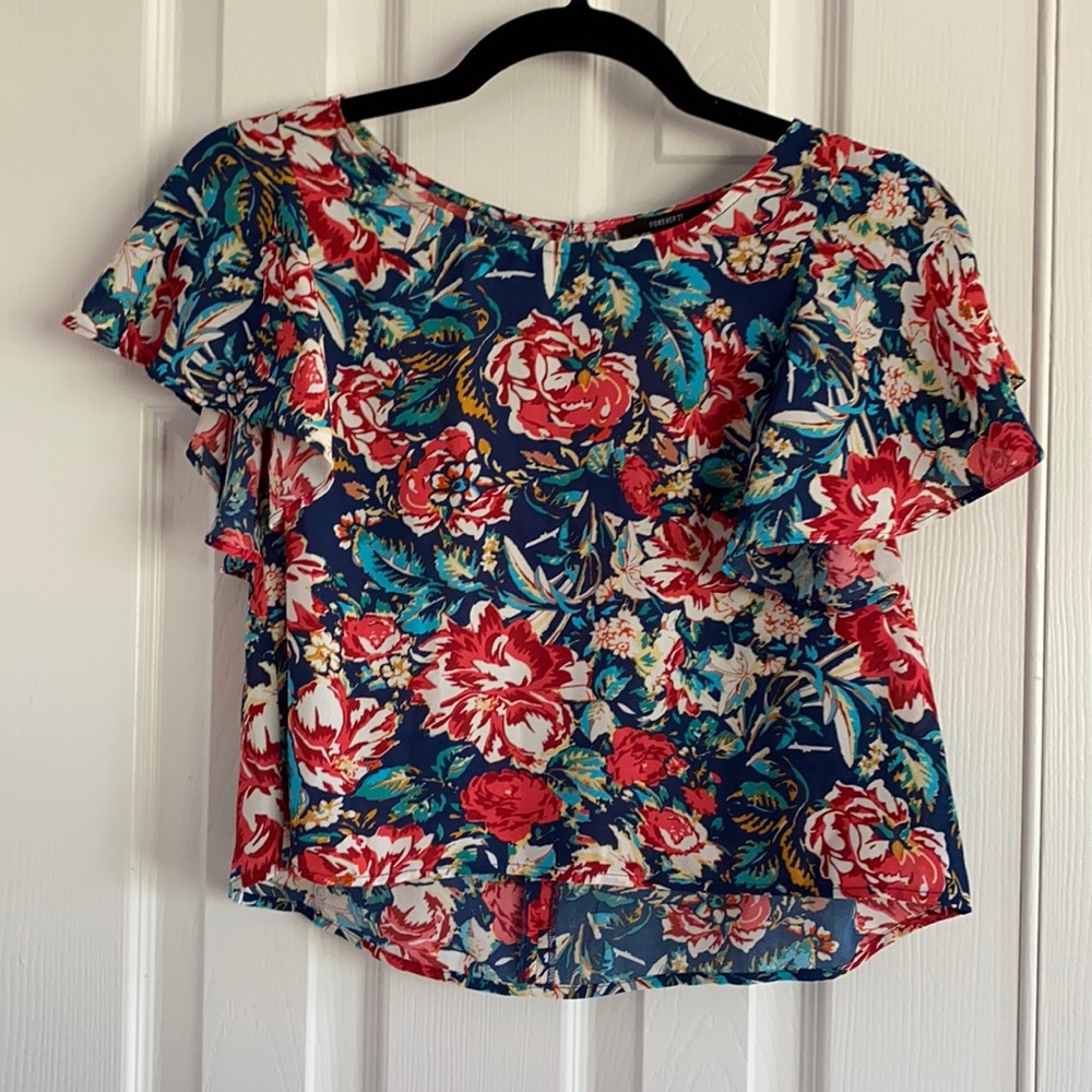 F21 Floral Flowy Flutter Sleeve Crop Top